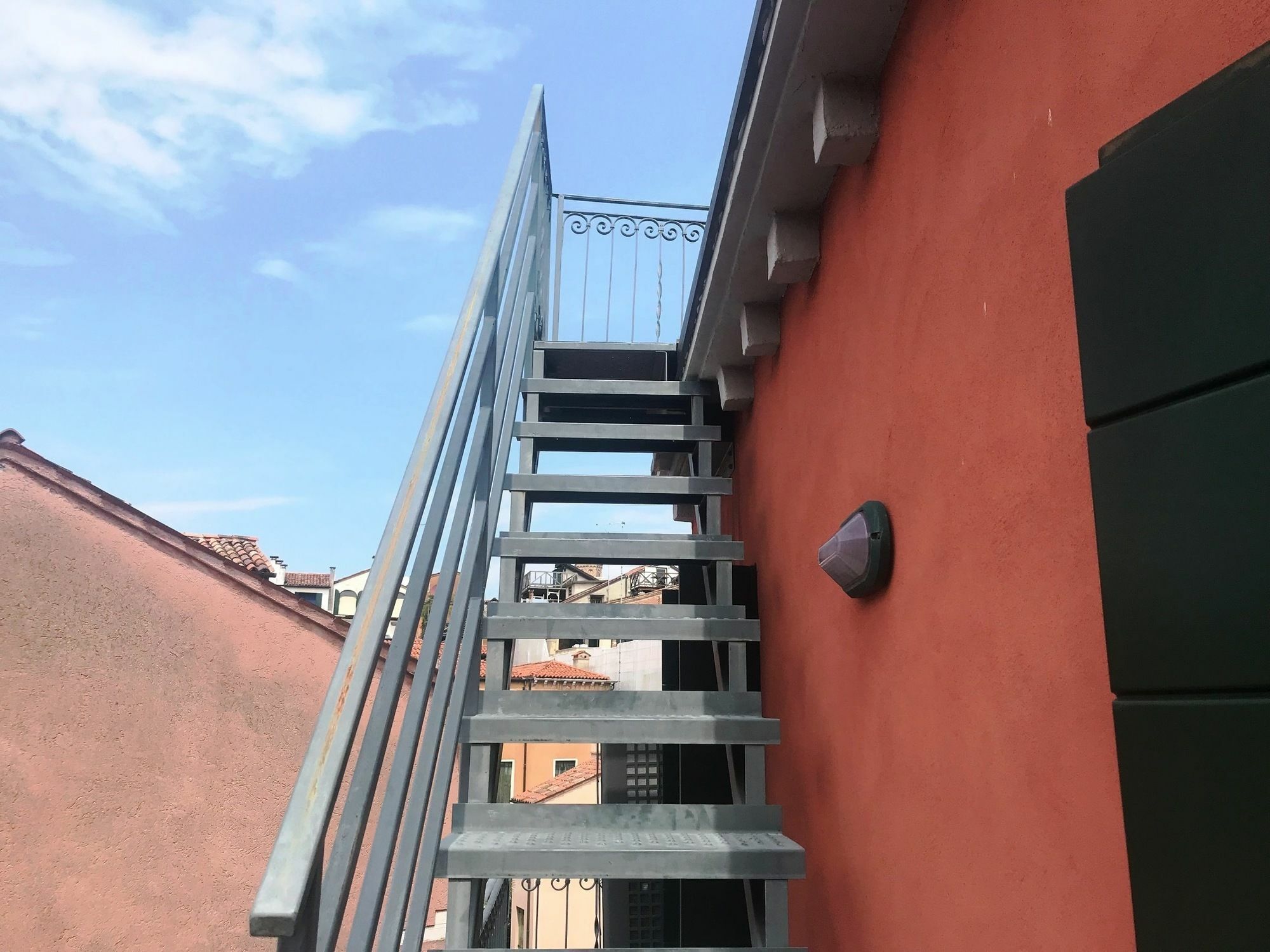 Modern Apartment Venice With Terrace Экстерьер фото