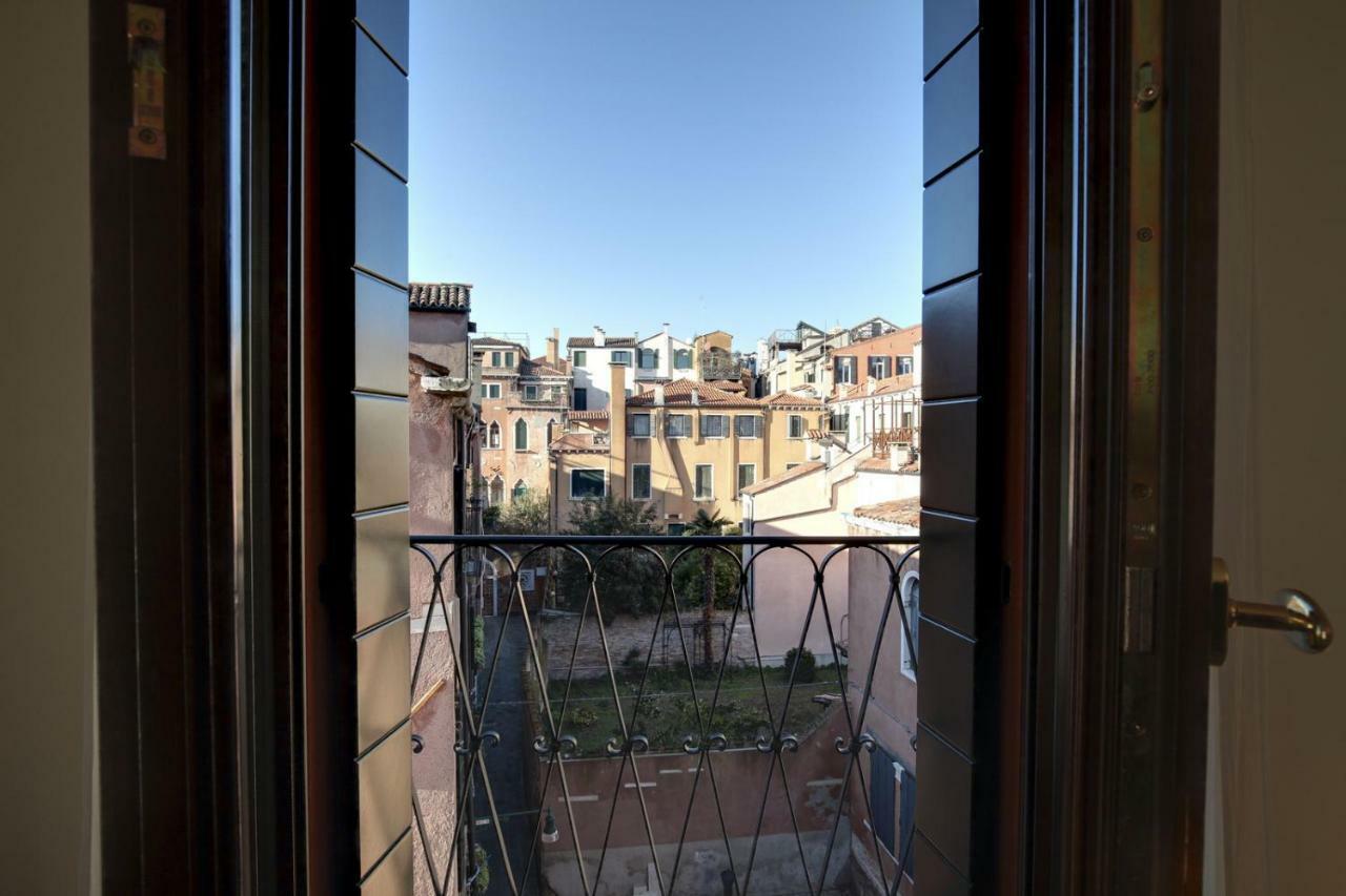 Modern Apartment Venice With Terrace Экстерьер фото